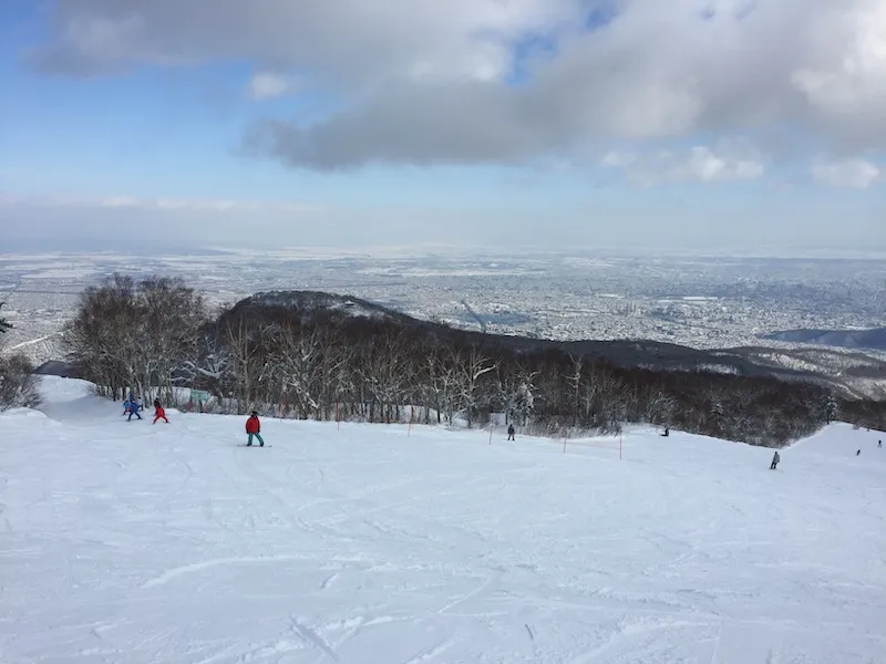 サッポロテイネから見下ろす札幌方面