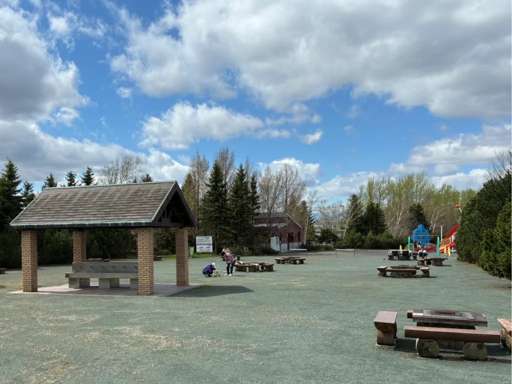 川下公園BBQ広場全景