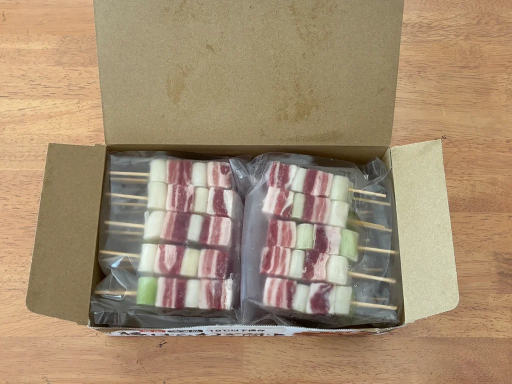 コストコの豚ばらねぎ間串は10本ずつ4袋に小分けされている