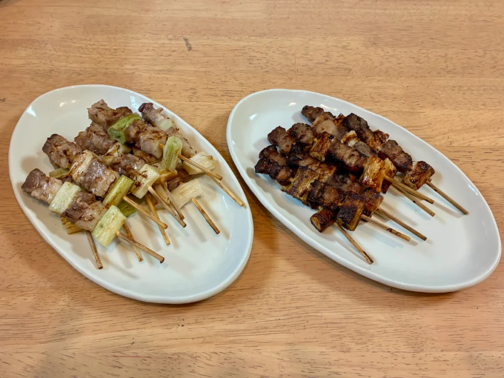 COSORIで6分焼いた成功例と12分焼いた豚ばらねぎ間串の比較